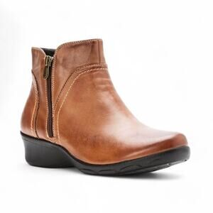 Propét Waverly Ankle Boots Side Zip Round Toe Leather Brown Tan Womens Size 8.5